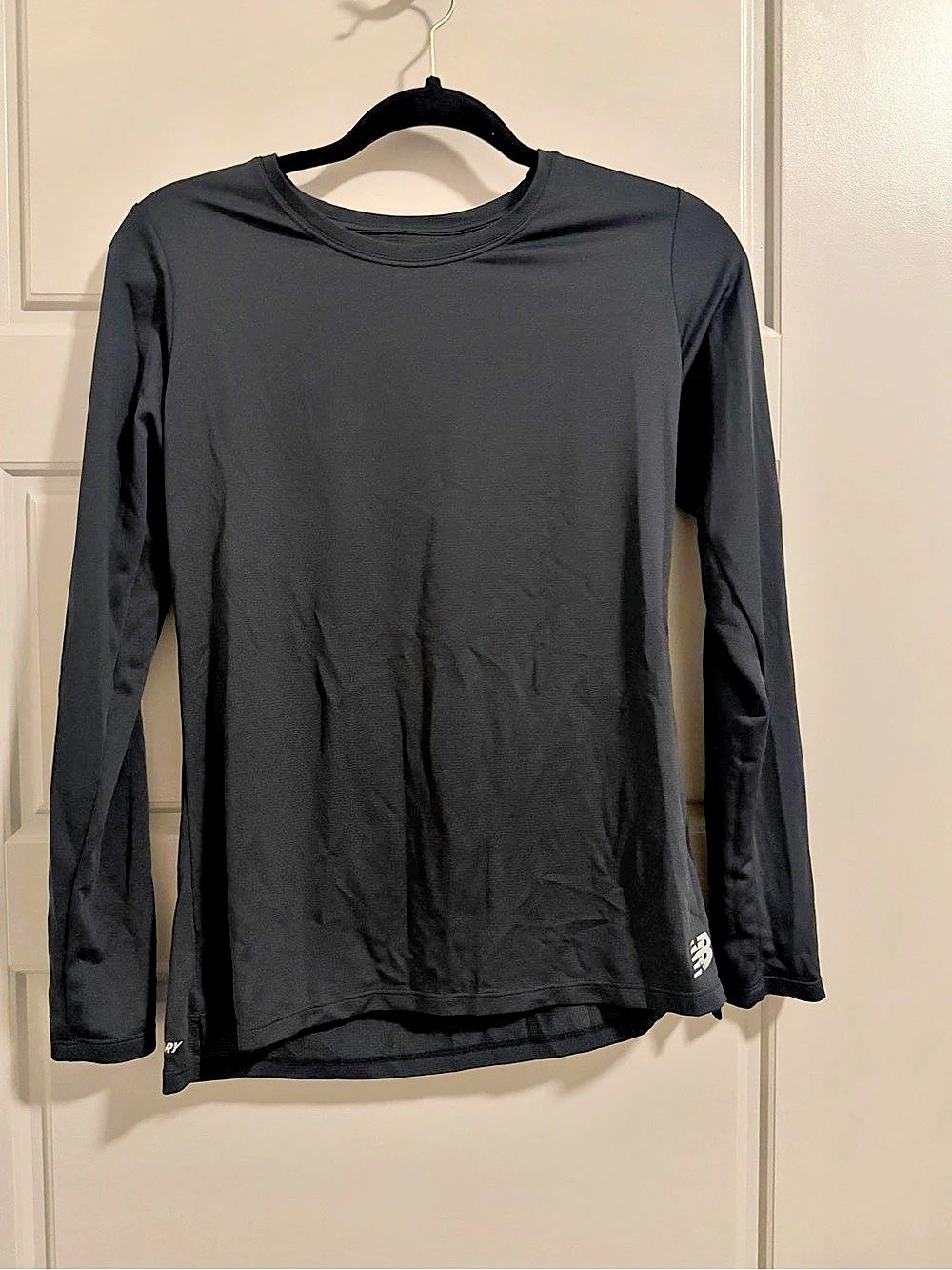 New Balance Long Sleeve Athletic Top in Black Small Like New